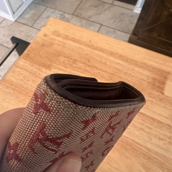 Authentic Pre-Loved LV Mini-Lin Long Wallet - Picture 3 of 14